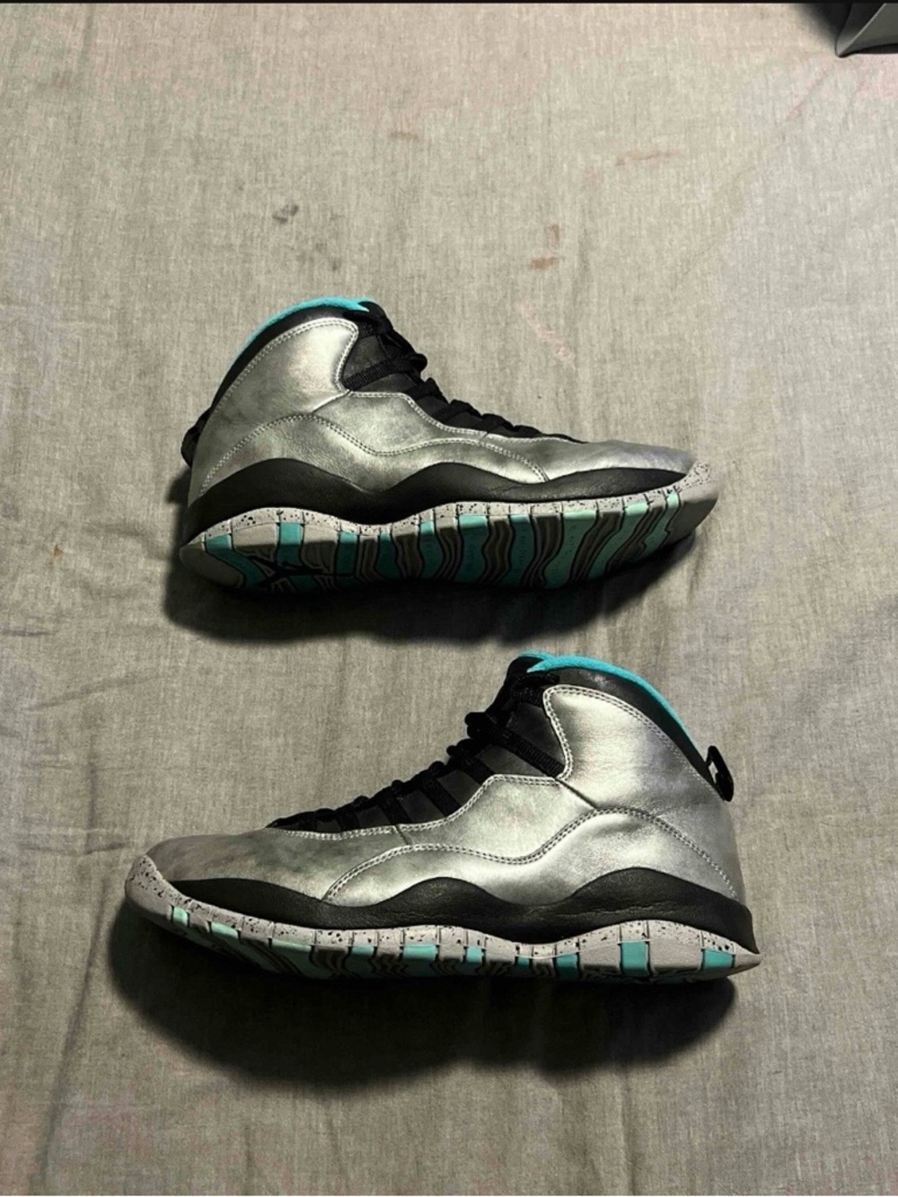 Jordan Retro 10 “Lady Liberty”